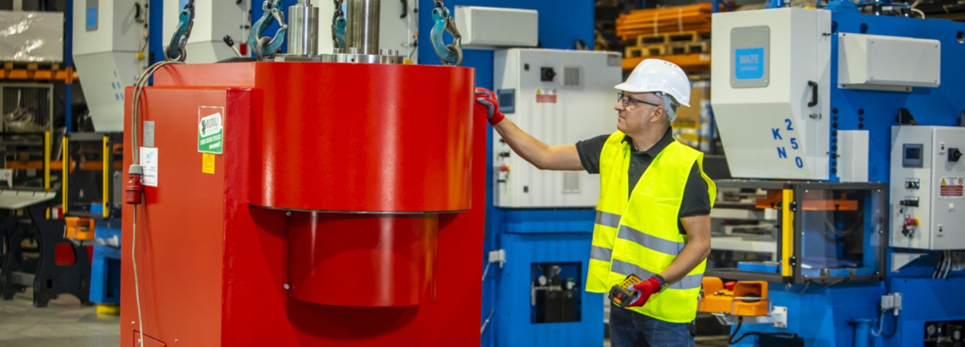 Wynajem maszyn przemysłowych